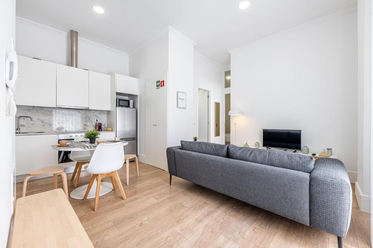 Vibrant Host Solutions - Heroismo'S Metro Porto Eksteriør bilde