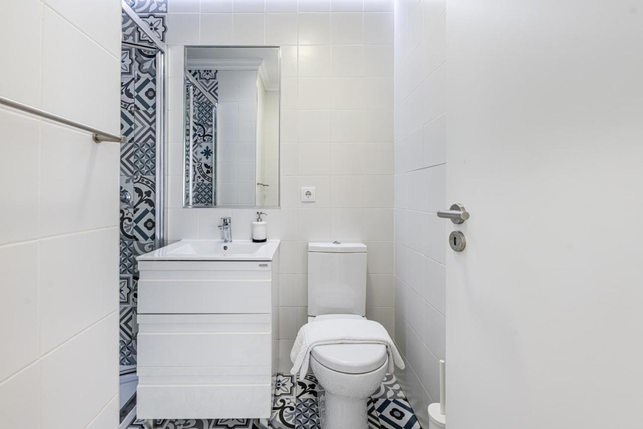 Vibrant Host Solutions - Heroismo'S Metro Porto Eksteriør bilde